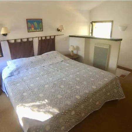 Confortable Avec Terrasse, A 80m De La Plage De Santa-giulia - 6 Couchages, Parking Inclus - Fr-1-62-152 * Porto-Vecchio (Corsica)