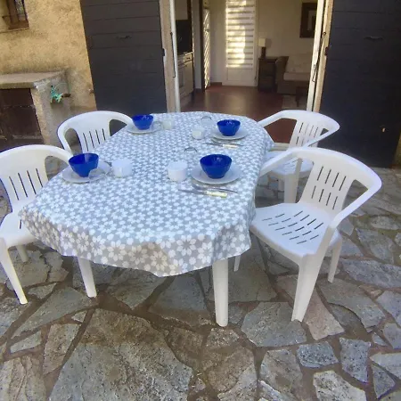 Confortable Avec Terrasse, A 80m De La Plage De Santa-giulia - 6 Couchages, Parking Inclus - Fr-1-62-152 Holiday home *